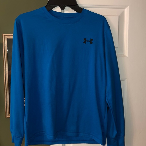 Under Armour Other - Boys Under Armour Long Sleeve T-Shirt